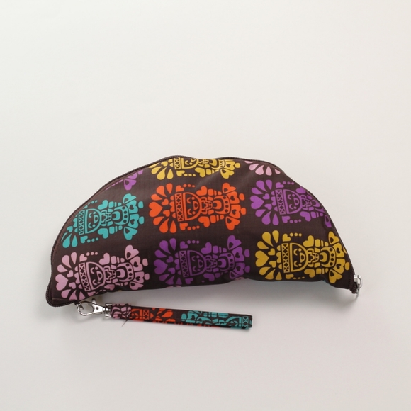 Children's School 2 Backpacks and 1 Messenger Bag Bundle Pre-owned - Picture 7 of 16